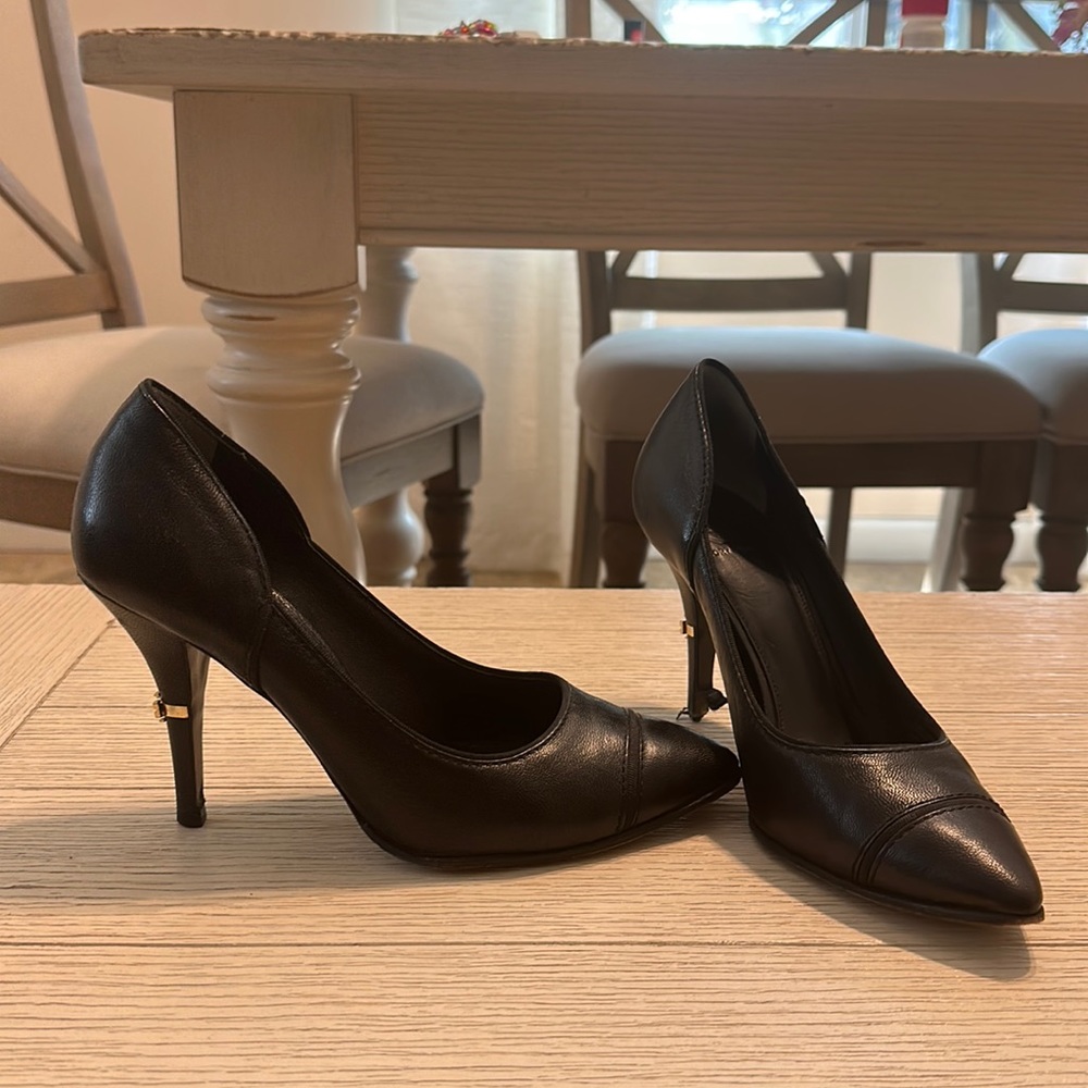 Tory Burch black pump